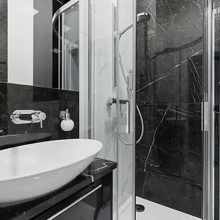 Apartment With Balcony - Rakowicka 6 Street